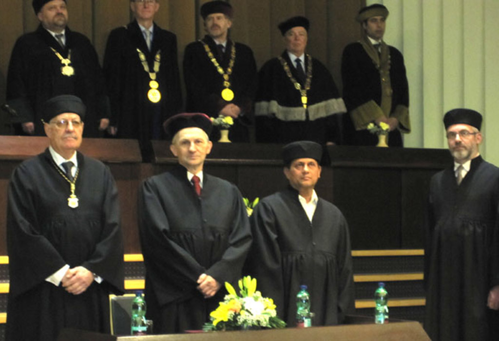 Dr. A. Samanta, Founder, KIIT & KISS receives Highest Degree from CULS, Prague